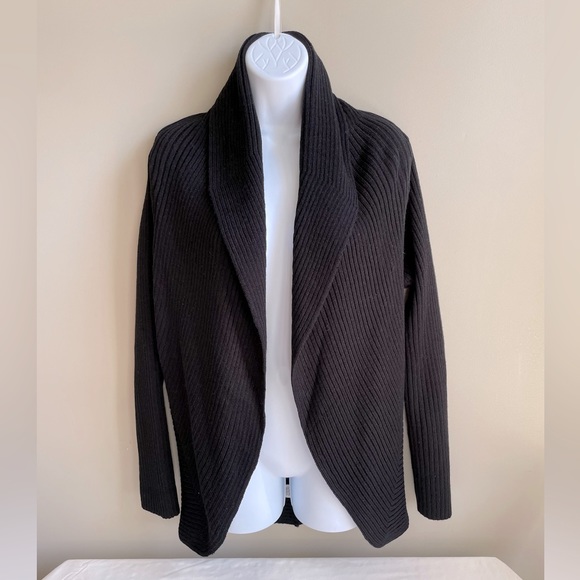 ‼️SALE‼️$25 Like/Bundle/Offer Barely Worn Black Kim Rogers Ribbed Open Cardigan - Picture 1 of 4